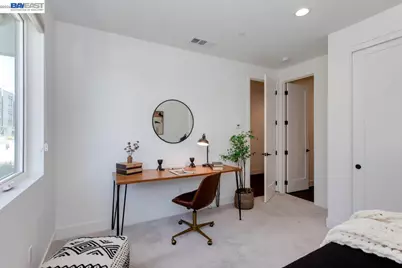 2042 Halo Ln, Alameda, CA 94501 - Photo 43