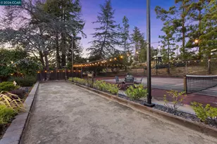 4572 Ewing Rd, Castro Valley, CA 94546 - Photo 83