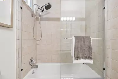 2178-2182 Bush St, San Francisco, CA 94115 - Photo 23