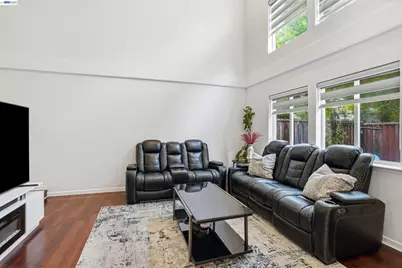 7721 Summerhill Pl, Castro Valley, CA 94552 - Photo 5