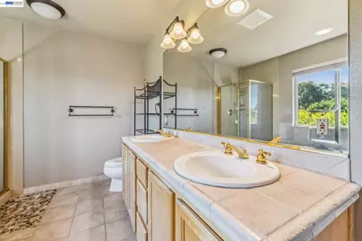 3265 Hertlein Pl, Castro Valley, CA 94546 - Photo 45
