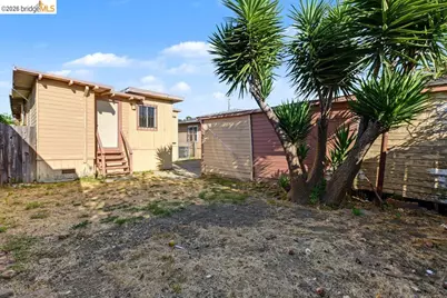 6001 Holway St, Oakland, CA 94621 - Photo 37