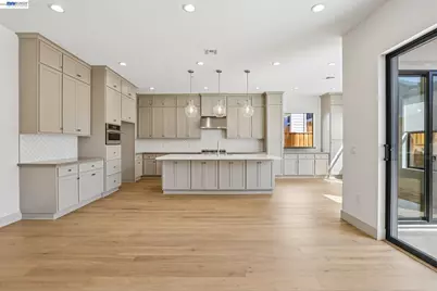 2302 Sanderling Ave, Marina, CA 93933 - Photo 5
