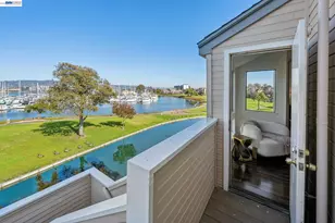 27 Courageous Ct, Alameda, CA 94501 - Photo 31