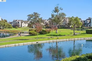 27 Courageous Ct, Alameda, CA 94501 - Photo 23