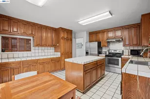1520 Grand, Piedmont, CA 94611 - Photo 29