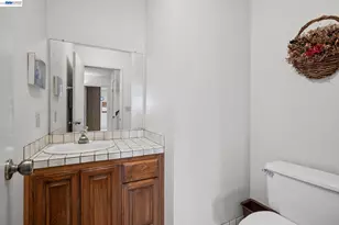 1520 Grand, Piedmont, CA 94611 - Photo 25