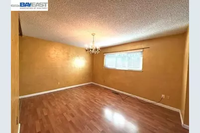 3740 Roundhill Dr, Pittsburg, CA 94565 - Photo 27