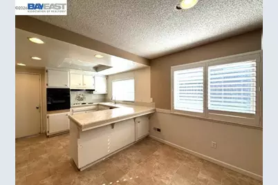 3740 Roundhill Dr, Pittsburg, CA 94565 - Photo 19