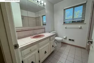 3740 Roundhill Dr, Pittsburg, CA 94565 - Photo 23
