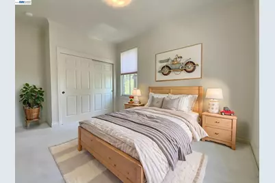 19 Edgewood Pl, Belmont, CA 94002 - Photo 17