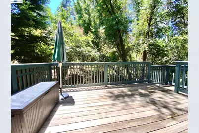 19 Edgewood Pl, Belmont, CA 94002 - Photo 23