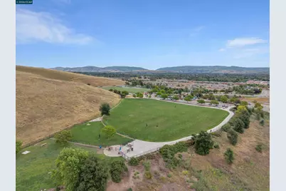 2900 Calico Cmn, Livermore, CA 94551 - Photo 37