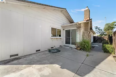 7516 Dorchester Way, Stockton, CA 95207 - Photo 35