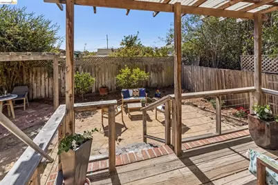 1339 Mariposa St, Richmond, CA 94804 - Photo 17