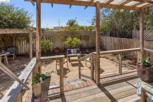 1339 Mariposa St, Richmond, CA 94804 - Photo 17