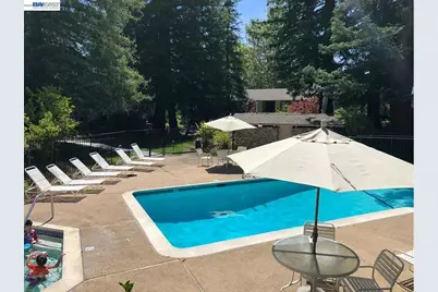 20720 4th St #3, Saratoga, CA 95070 - Photo 3