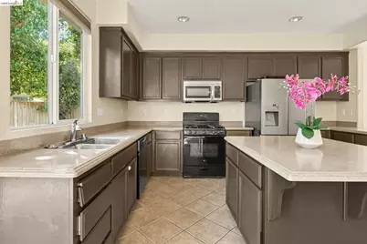 574 Altessa Ct, Brentwood, CA 94513 - Photo 11