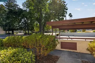 1391 Monument Blvd, Concord, CA 94520 - Photo 35