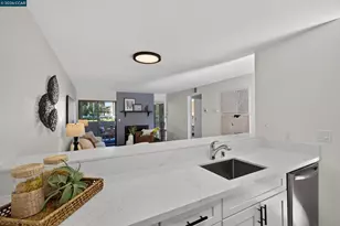 1391 Monument Blvd, Concord, CA 94520 - Photo 13