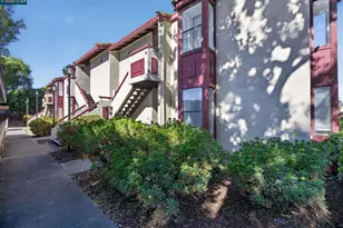 1391 Monument Blvd, Concord, CA 94520 - Photo 37
