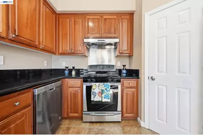 120 Summer Ln, Richmond, CA 94806 - Photo 29