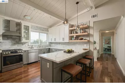 5032 Vannoy Ave, Castro Valley, CA 94546 - Photo 5