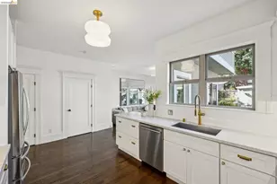 446 65th St, Oakland, CA 94609 - Photo 17