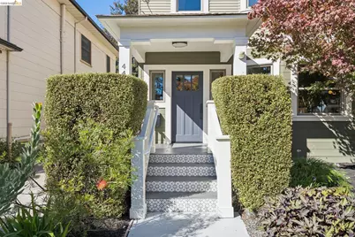 446 65th St, Oakland, CA 94609 - Photo 3
