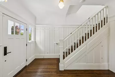 446 65th St, Oakland, CA 94609 - Photo 5