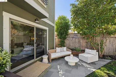 446 65th St, Oakland, CA 94609 - Photo 43
