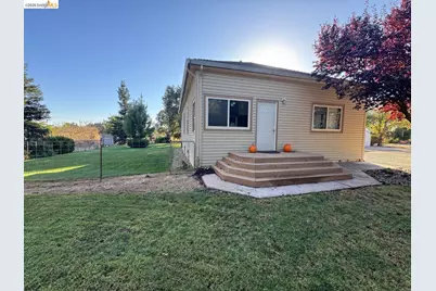 12528 Peach Ln, Wilton, CA 95693 - Photo 1