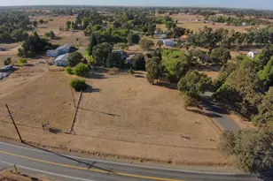 12528 Peach Ln, Wilton, CA 95693 - Photo 5
