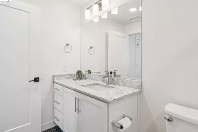 10300 San Pablo Ave #203, El Cerrito, CA 94530 - Photo 21