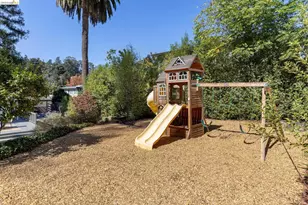 5529 Snake Rd, Oakland, CA 94611 - Photo 51