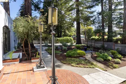 5529 Snake Rd, Oakland, CA 94611 - Photo 55