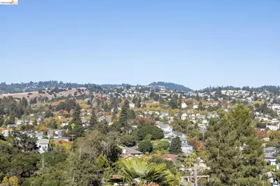 639 Jean St, Oakland, CA 94610 - Photo 43