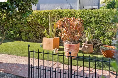 752 Grizzly Peak Blvd, Berkeley, CA 94708 - Photo 89