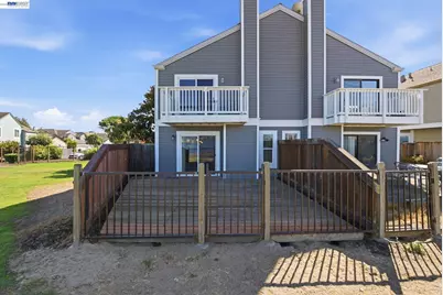 73 Bay Park Ter, Alameda, CA 94502 - Photo 17