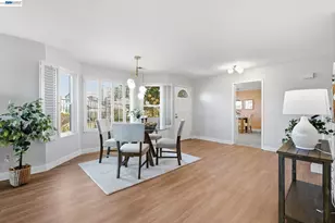73 Bay Park Terrace, Alameda, CA 94502 - Photo 9
