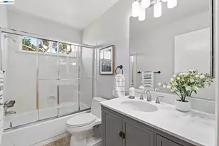 73 Bay Park Terrace, Alameda, CA 94502 - Photo 37