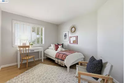 73 Bay Park Ter, Alameda, CA 94502 - Photo 35