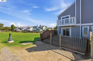 73 Bay Park Terrace, Alameda, CA 94502 - Photo 19