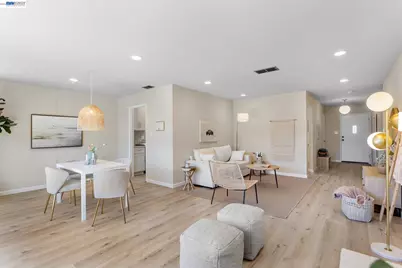316 Fair Haven Rd, Alameda, CA 94501 - Photo 15
