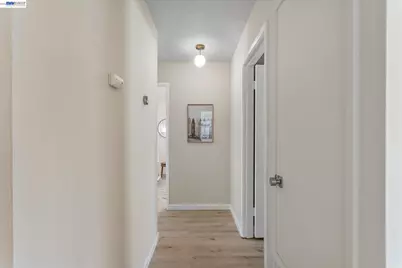 316 Fair Haven Rd, Alameda, CA 94501 - Photo 29