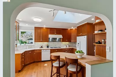 929 Contra Costa Ave, Berkeley, CA 94707 - Photo 13