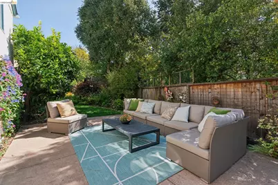 929 Contra Costa Ave, Berkeley, CA 94707 - Photo 3