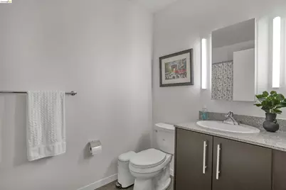 3801 San Pablo Ave #306, Emeryville, CA 94608 - Photo 23
