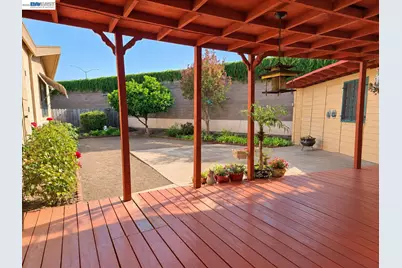 230 Flanders Ct, San Lorenzo, CA 94541 - Photo 17