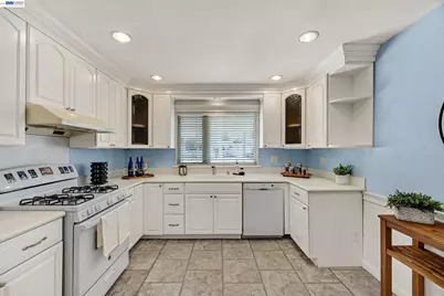 36095 San Pedro Dr, Fremont, CA 94536 - Photo 9